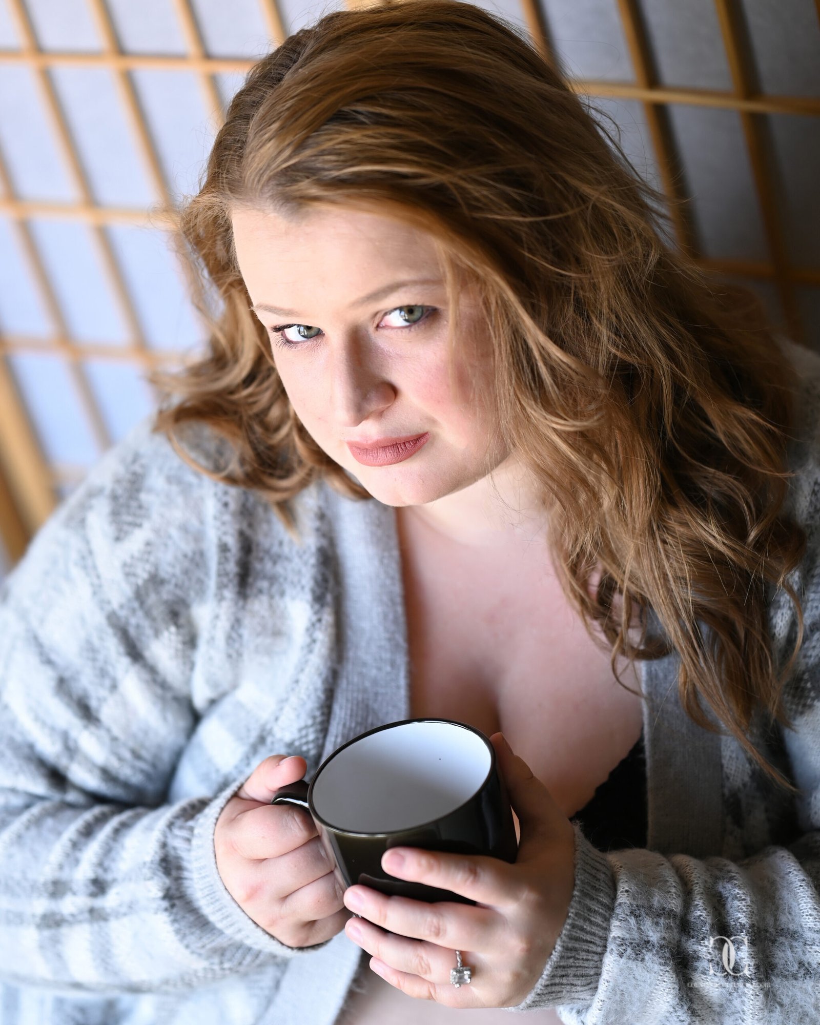 Columbus Ohio luxury boudoir photography for women, in-home concierge boudoir session by Country & Couture Boudoir, elegant intimate portrait